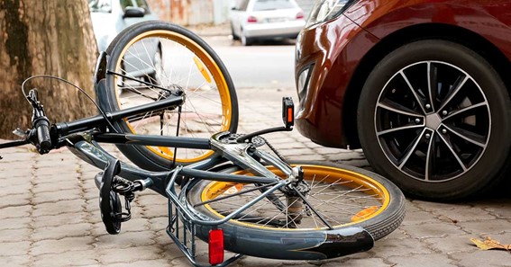 What Does a Bicycle Accident Lawyer Do?